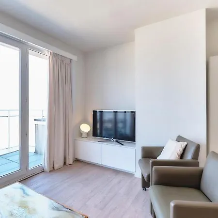 Apartment Lecomte - The Shoreline Collection 16